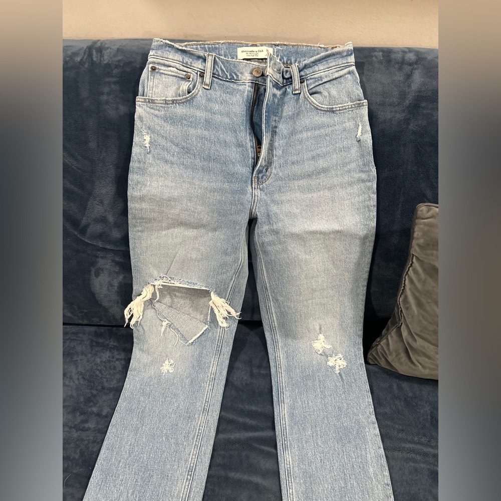 Abercrombie & Fitch Light Blue Distressed Straight Leg Jeans